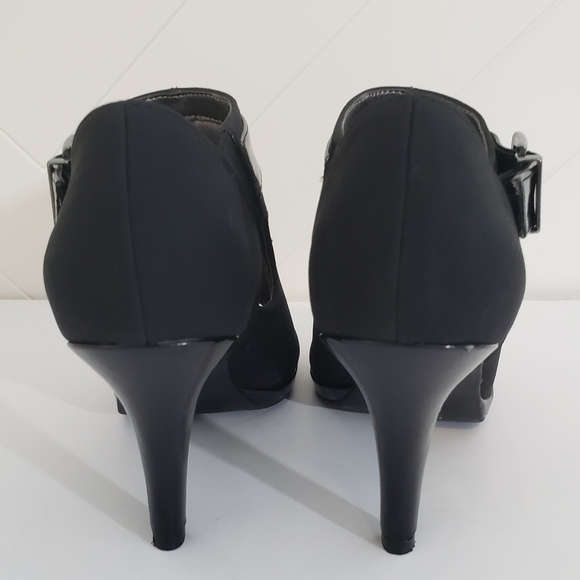 LIFESTRIDE Black Peep Toe Heels Women's Size 6.5 Shoes - Picture 5 of 12